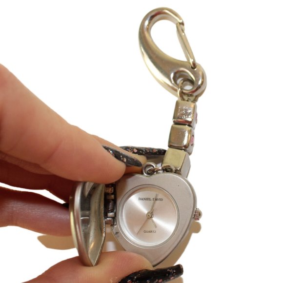 3 for $10 ๐ฒ Heart Locket Keychain Watch - Picture 1 of 2